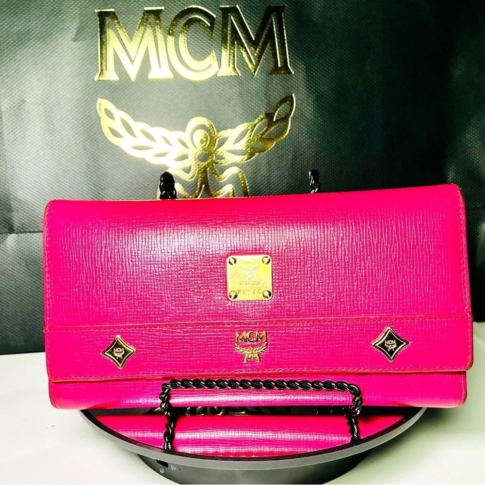 MCM Leather Tirfold Wallet All Inclusive w/ COA